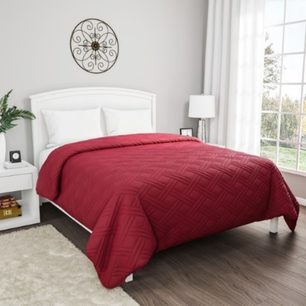 Hastings Home Hastings Home Full/Queen Quilted Coverlet-Burgundy 199155WQF